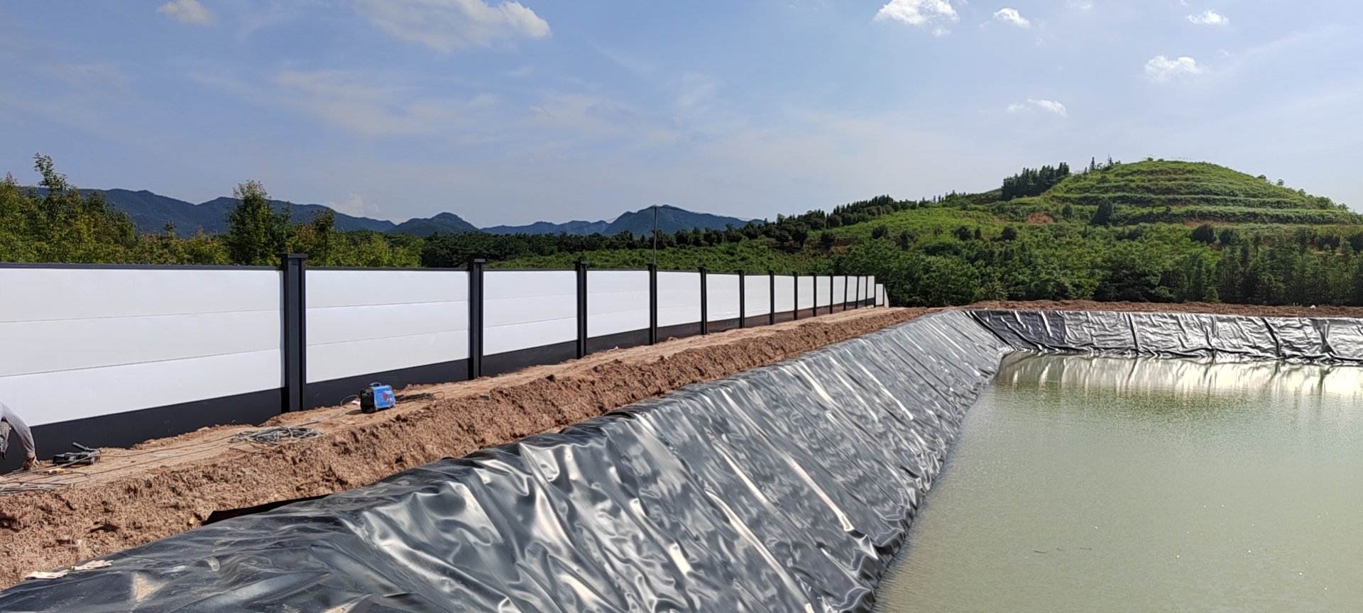 咸寧鋼結構圍擋施工現場